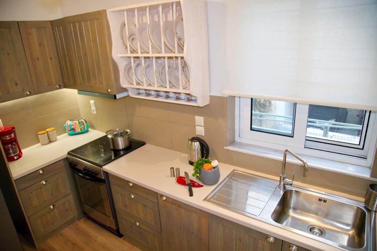 Aroura Homes Garden House 2Br 2Ba Free Parking Афины Экстерьер фото
