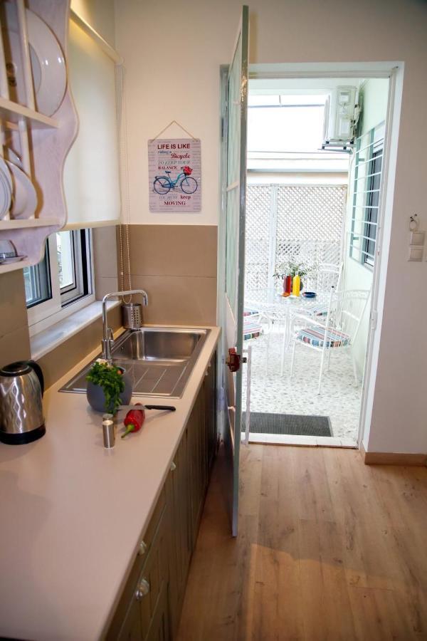 Aroura Homes Garden House 2Br 2Ba Free Parking Афины Экстерьер фото