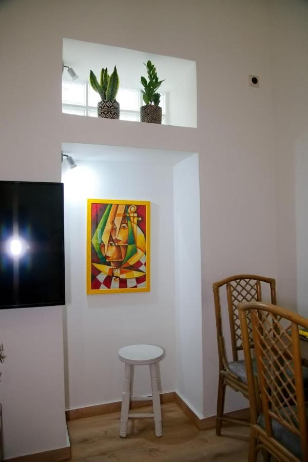 Aroura Homes Garden House 2Br 2Ba Free Parking Афины Экстерьер фото